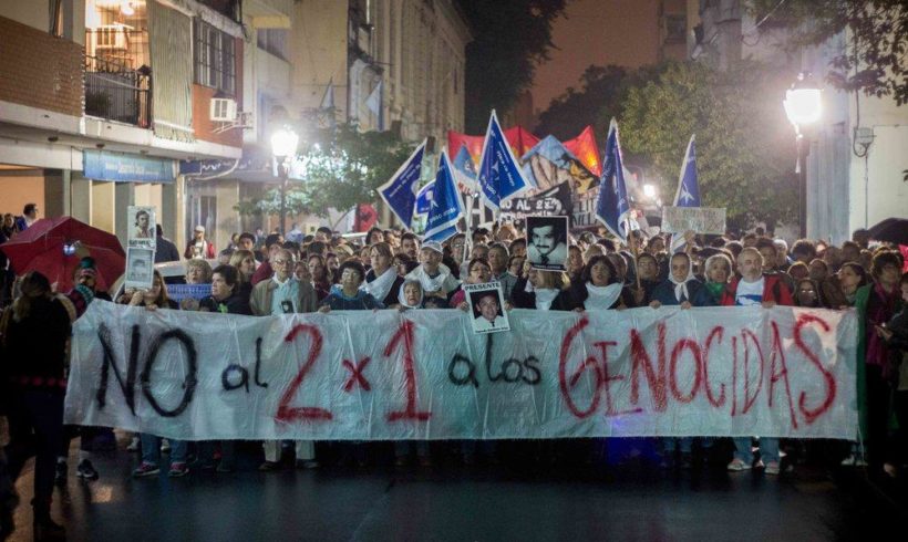 L’Argentina dice di NO alla legge che dimezza la pena ai responsabili della morte dei desaparecidos