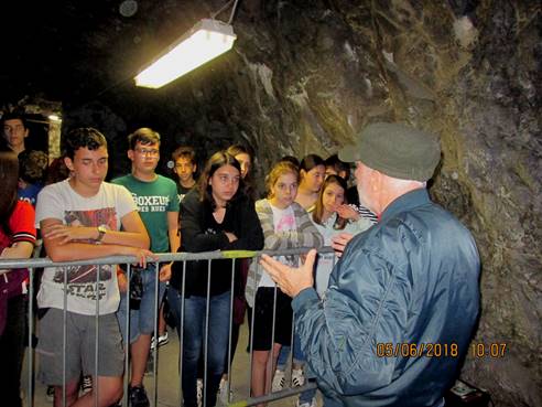 Le scuole in visita al rifugio antiaereo d’Ivrea