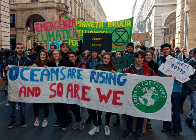 I ragazzi di Fridays For Future d’Ivrea: “riteniamo questo sciopero un successo e un importante punto di partenza per far crescere il nostro gruppo”