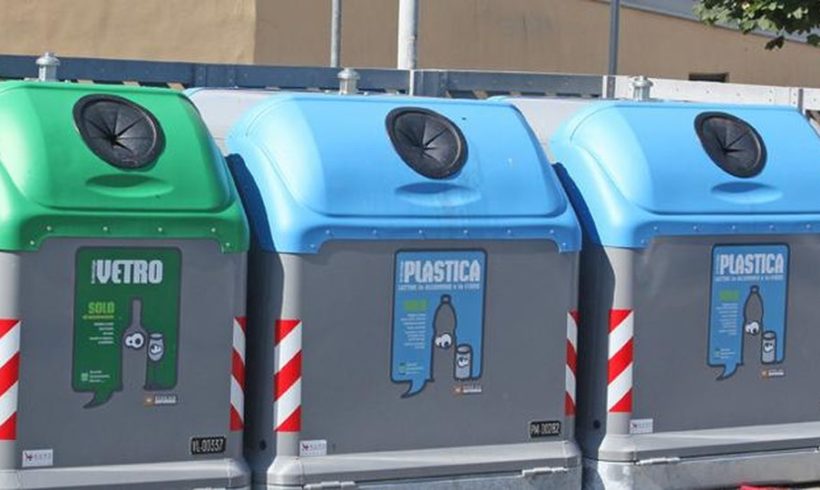 Sertoli promette la pulizia del Naviglio, ma il problema dei rifiuti resta quello della differenziata
