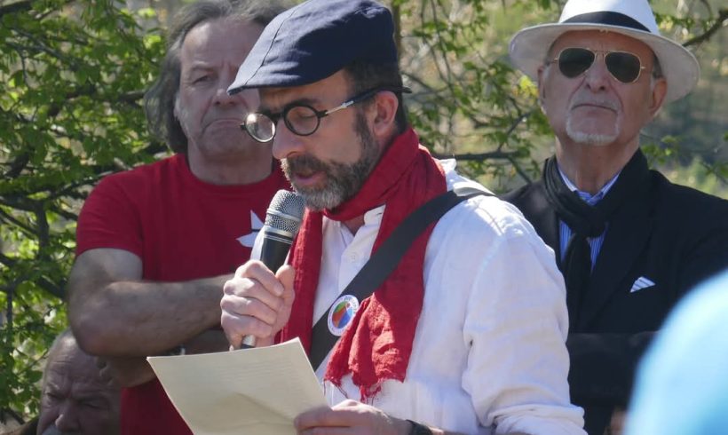 L’idiozia è la guerra L’idiozia è la guerra