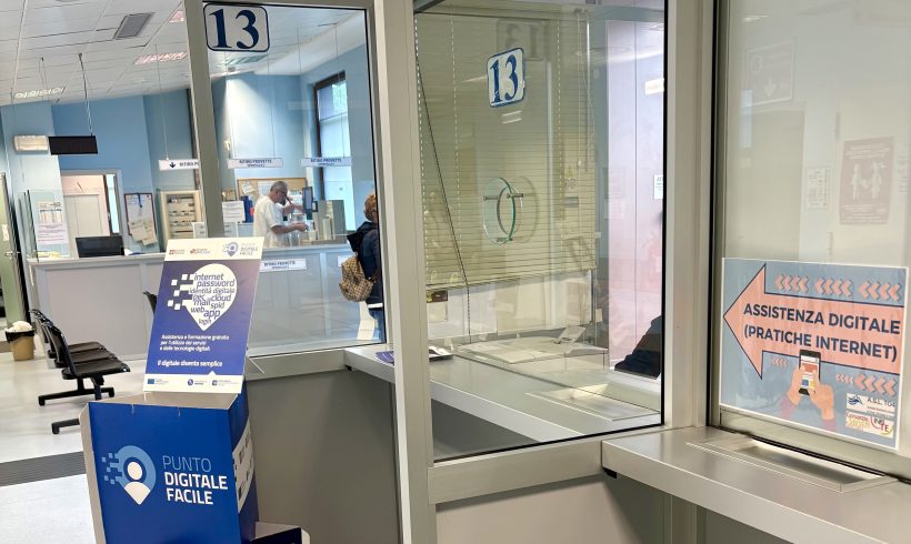 AslTo4: successo dello sportello per facilitare l’accesso ai servizi sanitari digitali a Ivrea