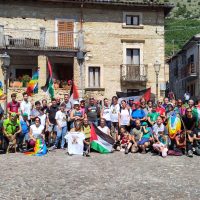 Ferite aperte e marcia locale dei briganti
