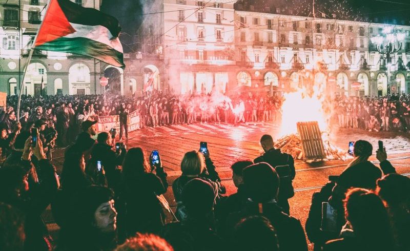 Il fiore della Palestina che sboccia a Torino Il fiore della Palestina che sboccia a Torino