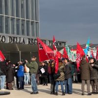 Konecta, il Piemonte perde pezzi: Ivrea e Asti chiudono i battenti. “Licenziamenti e desertificazione”